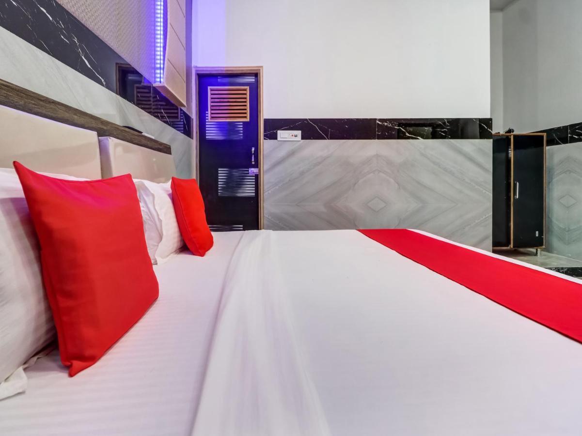 Oyo Flagship 83121 Hotel Rose Vip Сахаранпур Екстер'єр фото