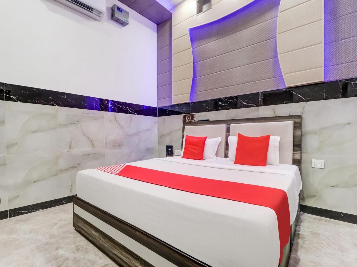 Oyo Flagship 83121 Hotel Rose Vip Сахаранпур Екстер'єр фото